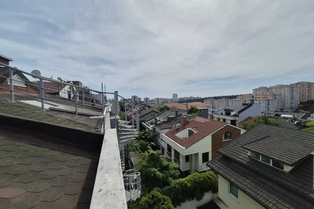 KOŞUYOLU CADDE ÜZERİ, BOŞ, NET 400 M2 KOMPLE BİNA OTOPARKLI