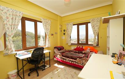 C21 Cius; TarihiYeniGürle Manzaralı Satılık Bahçeli Müstakil 4+1