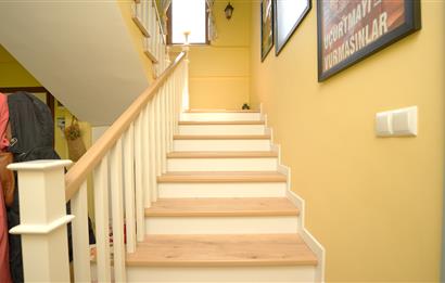 C21 Cius; TarihiYeniGürle Manzaralı Satılık Bahçeli Müstakil 4+1