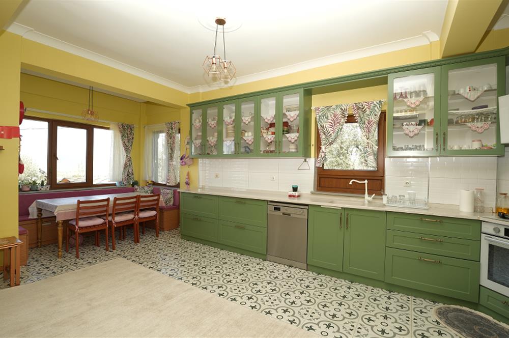 C21 Cius; TarihiYeniGürle Manzaralı Satılık Bahçeli Müstakil 4+1