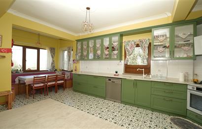 C21 Cius; TarihiYeniGürle Manzaralı Satılık Bahçeli Müstakil 4+1