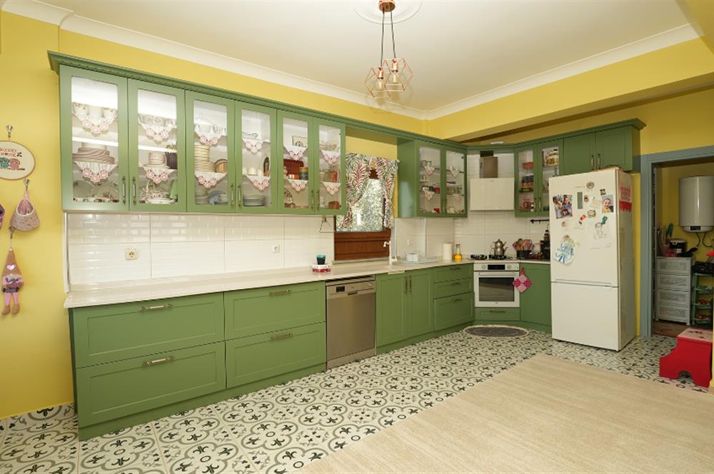 C21 Cius; TarihiYeniGürle Manzaralı Satılık Bahçeli Müstakil 4+1