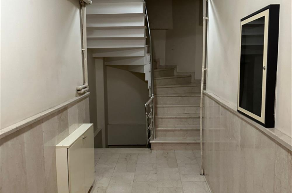 ATAŞEHİR,EMAAR AVM KARŞISINDA ,1+1 SATILIK DAİRE