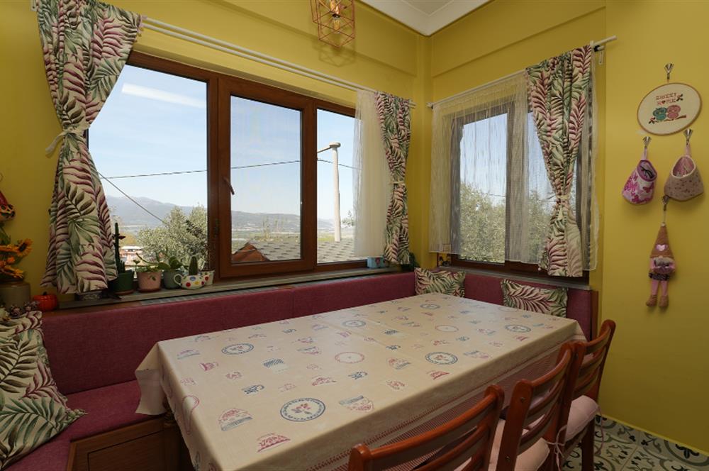 C21 Cius; TarihiYeniGürle Manzaralı Satılık Bahçeli Müstakil 4+1