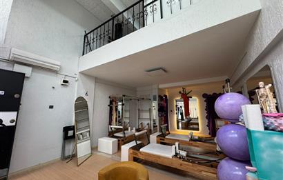 KARŞIYAKAAKSOY DA SATILIK BATAR KATLI  OFİS