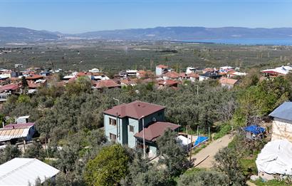 C21 Cius; TarihiYeniGürle Manzaralı Satılık Bahçeli Müstakil 4+1