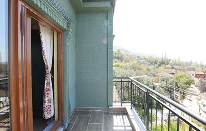 C21 Cius; TarihiYeniGürle Manzaralı Satılık Bahçeli Müstakil 4+1