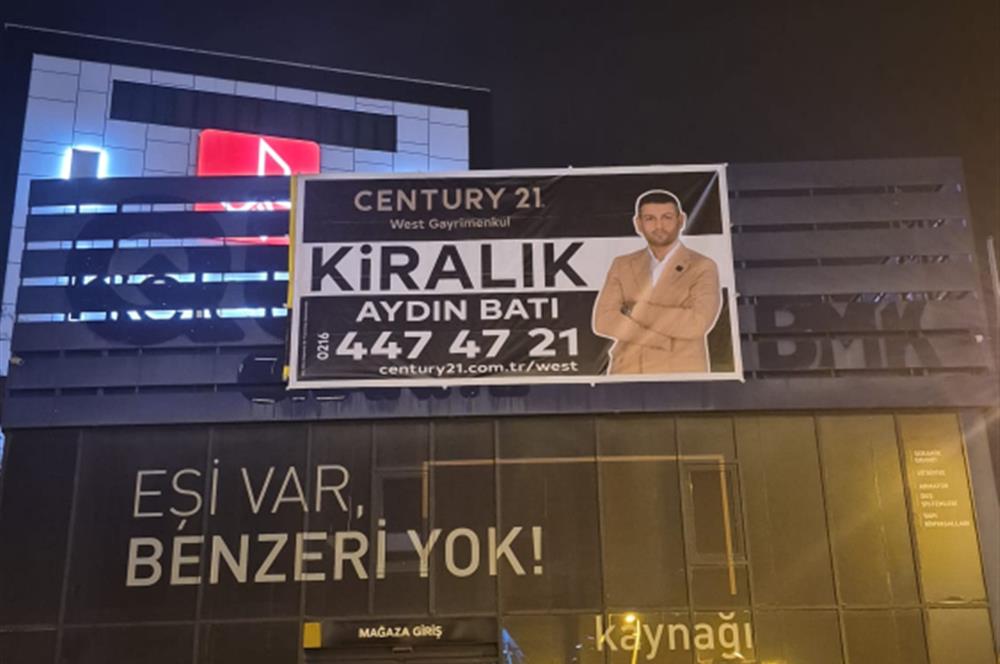 MALTEPE'DE E-5 YANYOL ÜZERİ HARİKA KONUMDA KİRALIK DÜKKAN