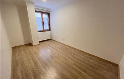 KÜÇÜKYALIDA SIFIR BİNADA TERASLI, AYRI MUTFAKLI LÜKS 2+1!