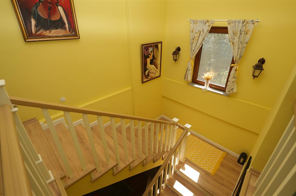 C21 Cius; TarihiYeniGürle Manzaralı Satılık Bahçeli Müstakil 4+1