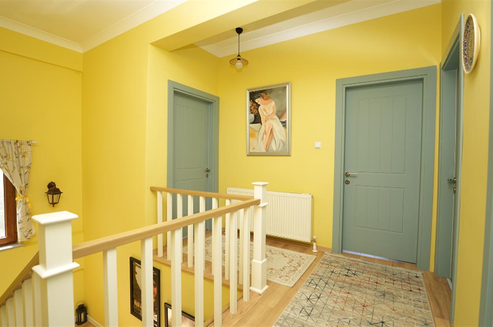 C21 Cius; TarihiYeniGürle Manzaralı Satılık Bahçeli Müstakil 4+1