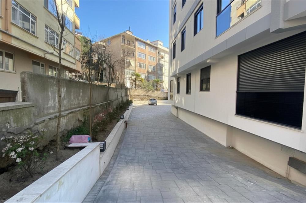 Bostancı'da Modern ve Yaşam Odaklı sıfır 3+1
