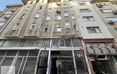 KADIKÖYDE KİRACILI 2+1 YÜKSEK PRİM POTANSİYELİ FIRSAT DAİRE