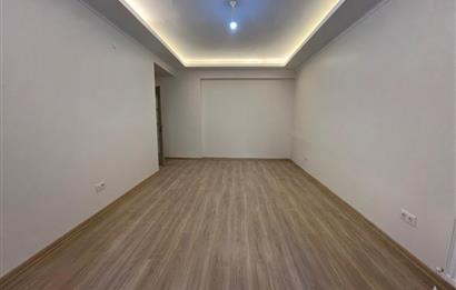 KÜÇÜKYALIDA SIFIR BİNADA TERASLI, AYRI MUTFAKLI LÜKS 2+1!