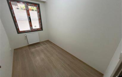 KÜÇÜKYALIDA SIFIR BİNADA TERASLI, AYRI MUTFAKLI LÜKS 2+1!