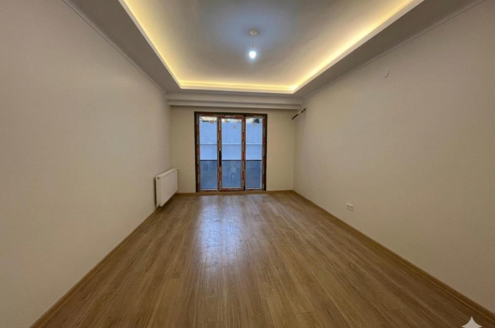 KÜÇÜKYALIDA SIFIR BİNADA TERASLI, AYRI MUTFAKLI LÜKS 2+1!