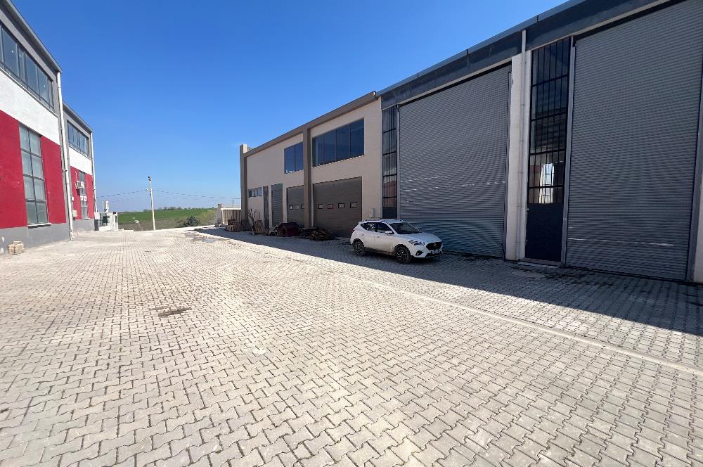 Yalova Kirazlı Sanayi Sitesi 1200 M2 Kiralık Üretim-Depo Alanı