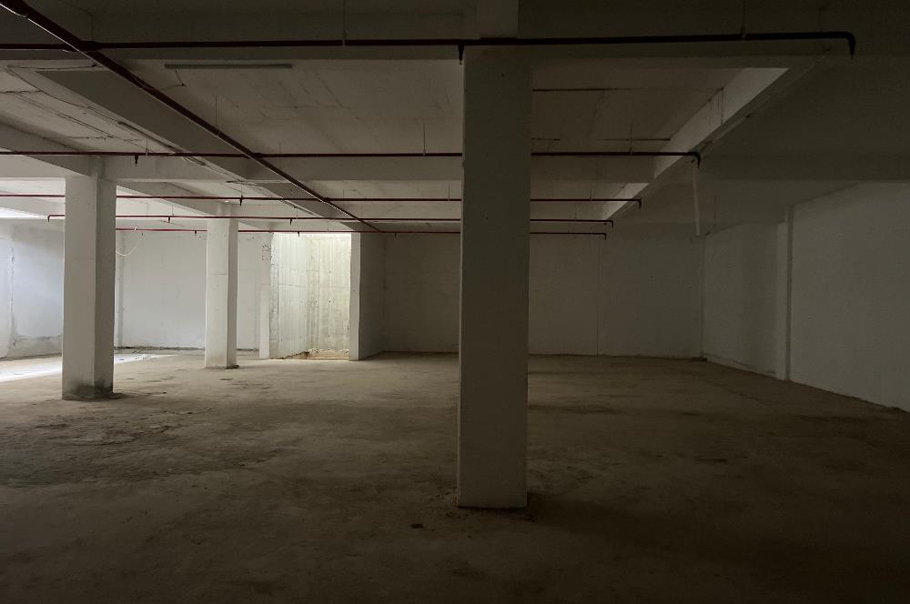 Yalova Kirazlı Sanayi Sitesi 1200 M2 Kiralık Üretim-Depo Alanı