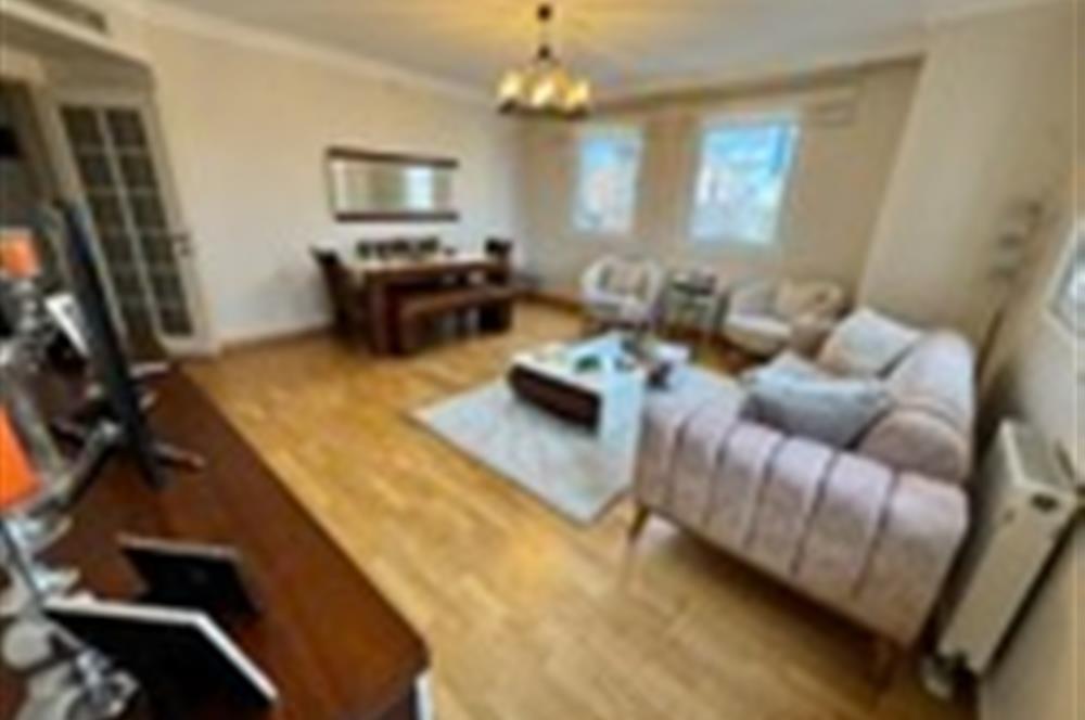 BAYTUR KONUTLARI'NDA HAVUZ MANZARALI YABANCIYA SATIŞA UYGUN 3+1