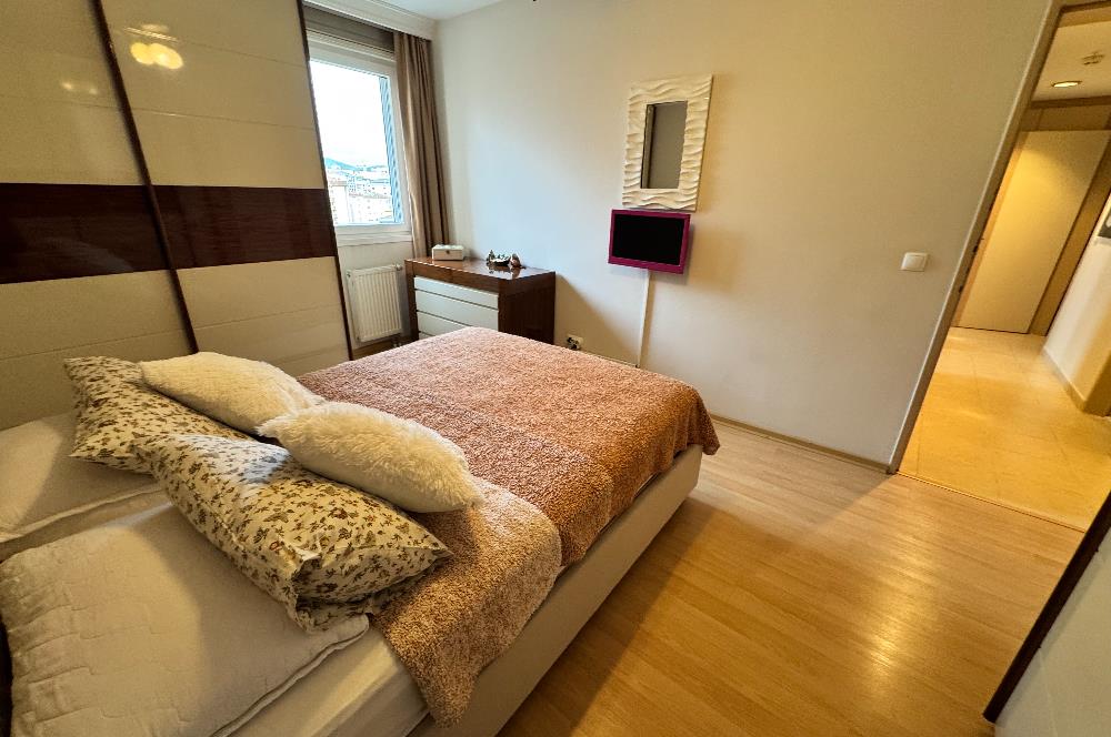 BAYTUR KONUTLARI'NDA HAVUZ MANZARALI YABANCIYA SATIŞA UYGUN 3+1