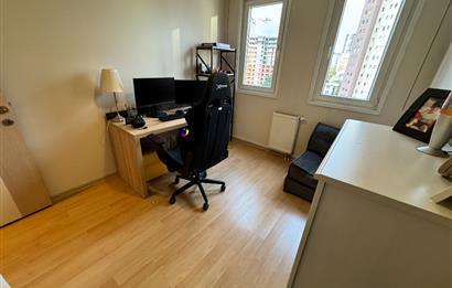 BAYTUR KONUTLARI'NDA HAVUZ MANZARALI YABANCIYA SATIŞA UYGUN 3+1