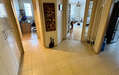 BAYTUR KONUTLARI'NDA HAVUZ MANZARALI YABANCIYA SATIŞA UYGUN 3+1