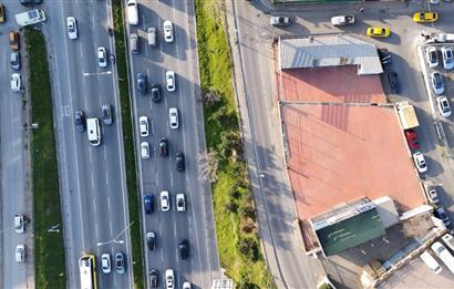 MALTEPE'DE E-5 YANYOL ÜZERİ HARİKA KONUMDA KİRALIK DÜKKAN