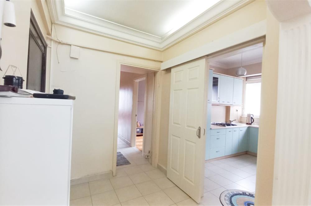 ŞENESENEVLERİN EN GÜZEL SOKAĞINDA 3+1 ARA KAT OTOPARKLI DAİRE