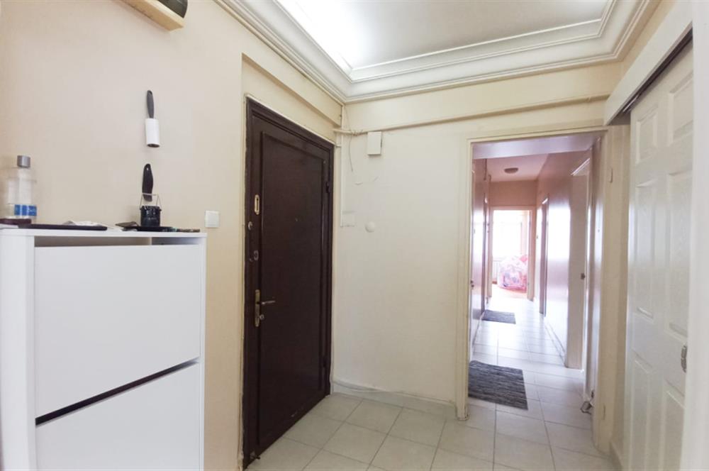 ŞENESENEVLERİN EN GÜZEL SOKAĞINDA 3+1 ARA KAT OTOPARKLI DAİRE