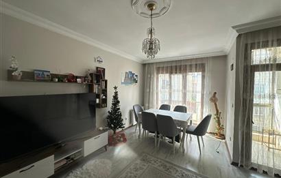 Ümraniye Armağan Evler'de Satılık 2+1 Balkonlu Daire