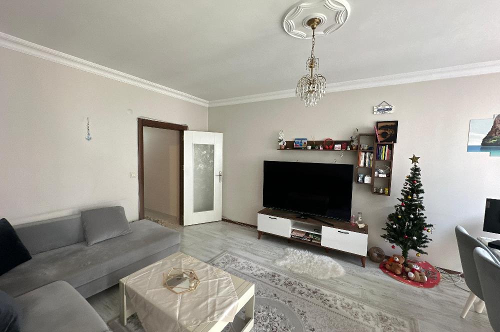 Ümraniye Armağan Evler'de Satılık 2+1 Balkonlu Daire