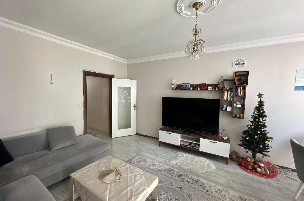 Ümraniye Armağan Evler'de Satılık 2+1 Balkonlu Daire