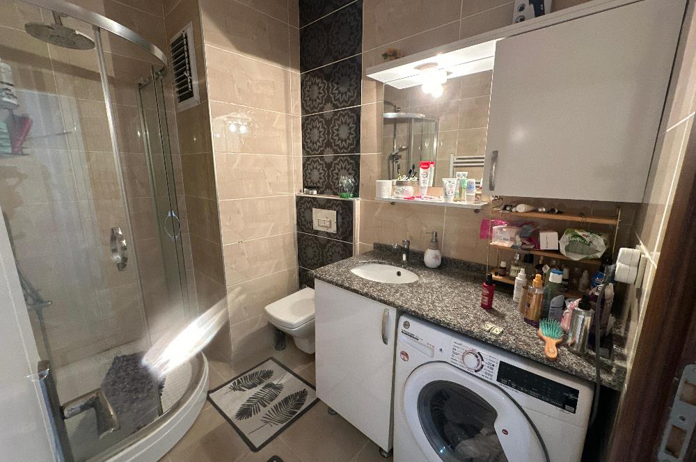 Ümraniye Armağan Evler'de Satılık 2+1 Balkonlu Daire