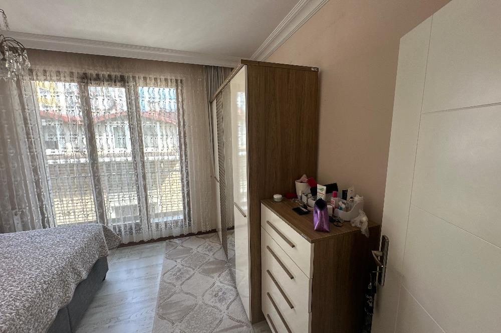 Ümraniye Armağan Evler'de Satılık 2+1 Balkonlu Daire