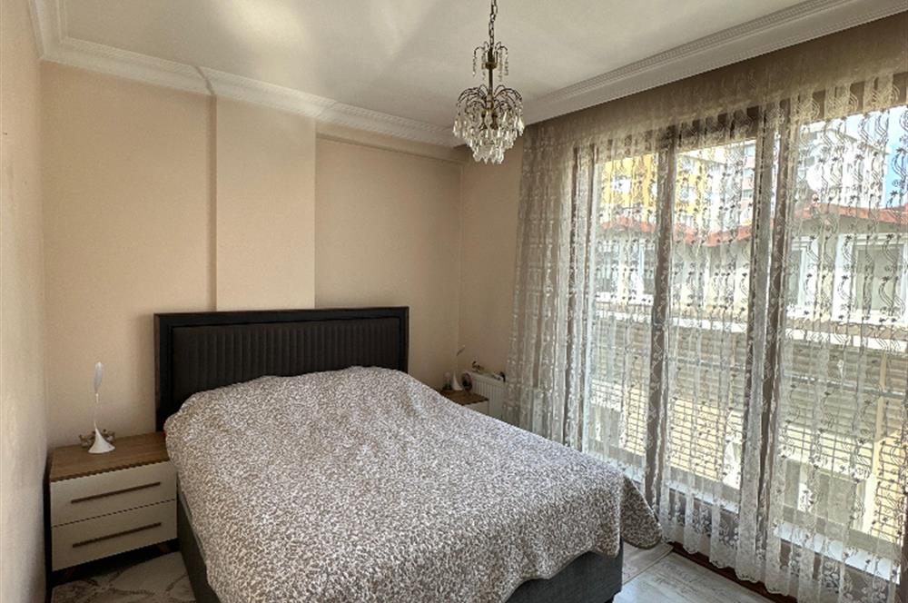 Ümraniye Armağan Evler'de Satılık 2+1 Balkonlu Daire