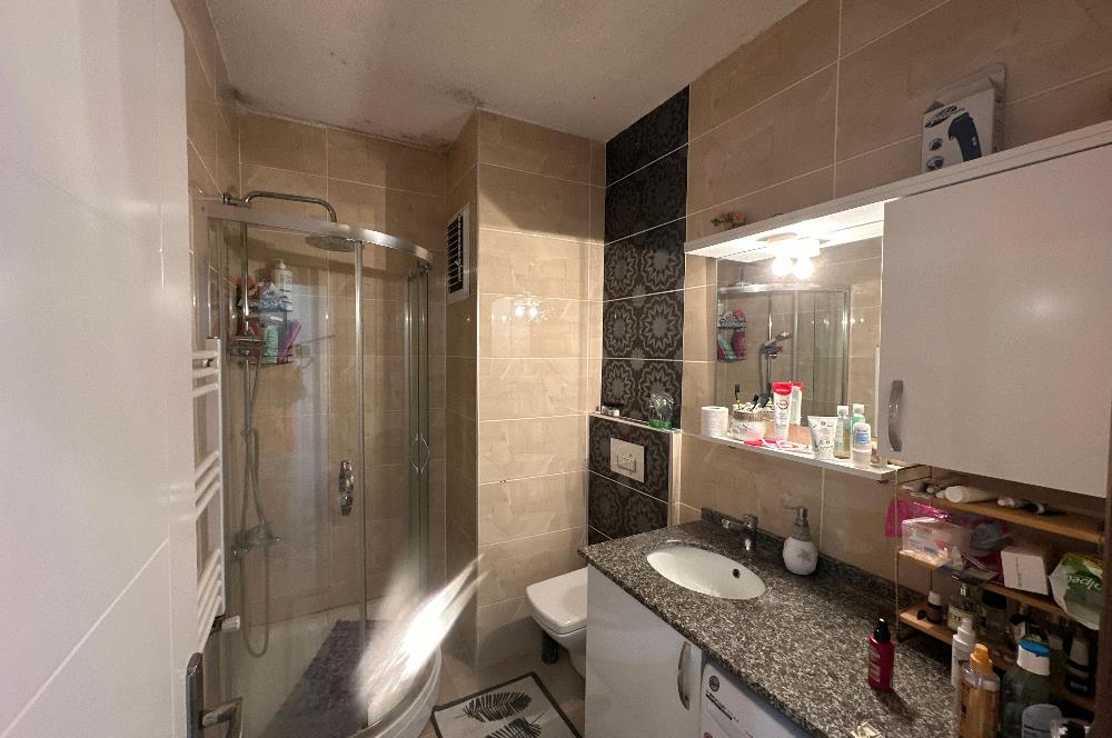 Ümraniye Armağan Evler'de Satılık 2+1 Balkonlu Daire