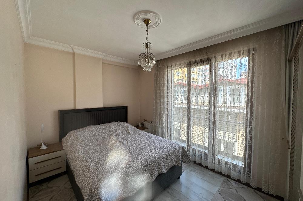 Ümraniye Armağan Evler'de Satılık 2+1 Balkonlu Daire