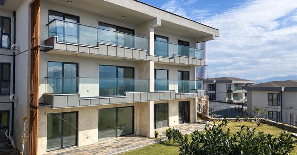 Hayal Bodrum Evlerinde Manzaralı 2+1 Sıfır Daire - 33750
