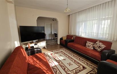 Maltepe Gülsuyu Mahallesi'nde Müstakil Evi Olan Satılık Arsa