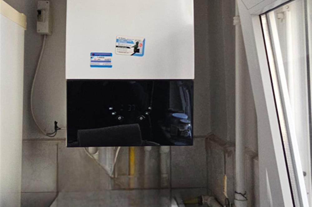 Maltepe Gülsuyu Mahallesi'nde Müstakil Evi Olan Satılık Arsa