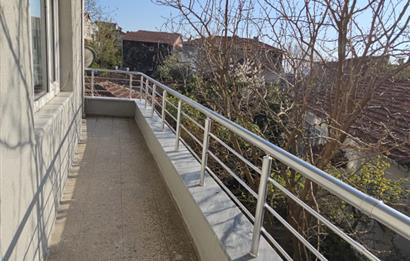 Maltepe Gülsuyu Mahallesi'nde Müstakil Evi Olan Satılık Arsa