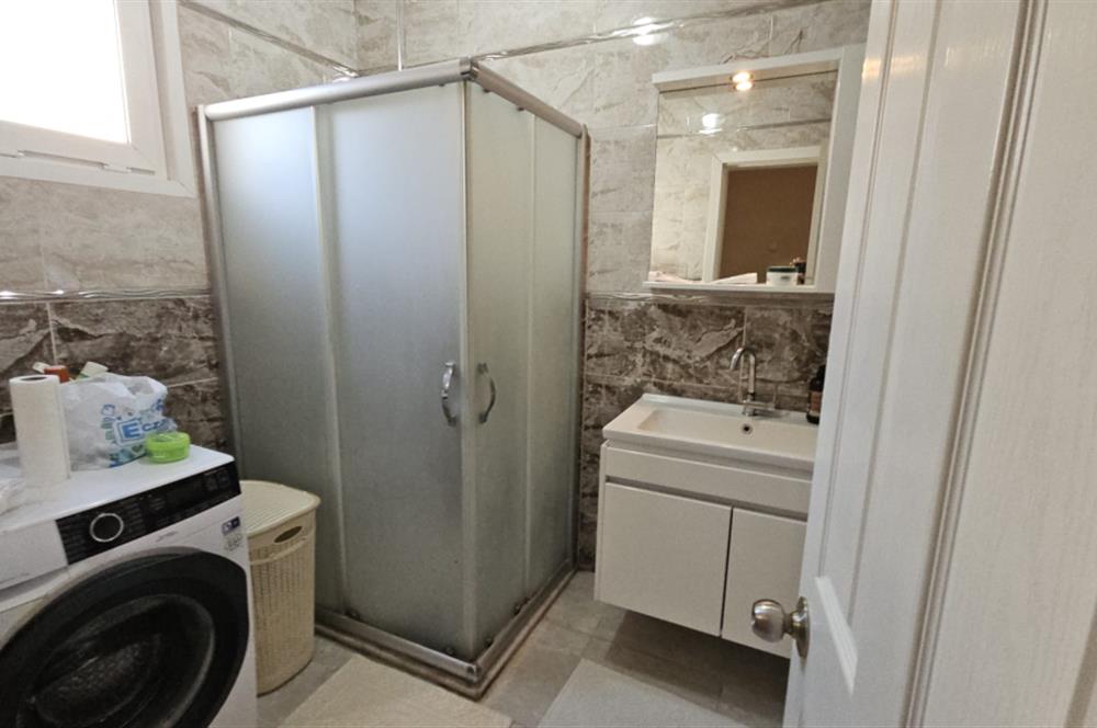 Maltepe Gülsuyu Mahallesi'nde Müstakil Evi Olan Satılık Arsa