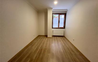 KÜÇÜKYALIDA SIFIR BİNADA TERASLI, AYRI MUTFAKLI LÜKS 2+1!