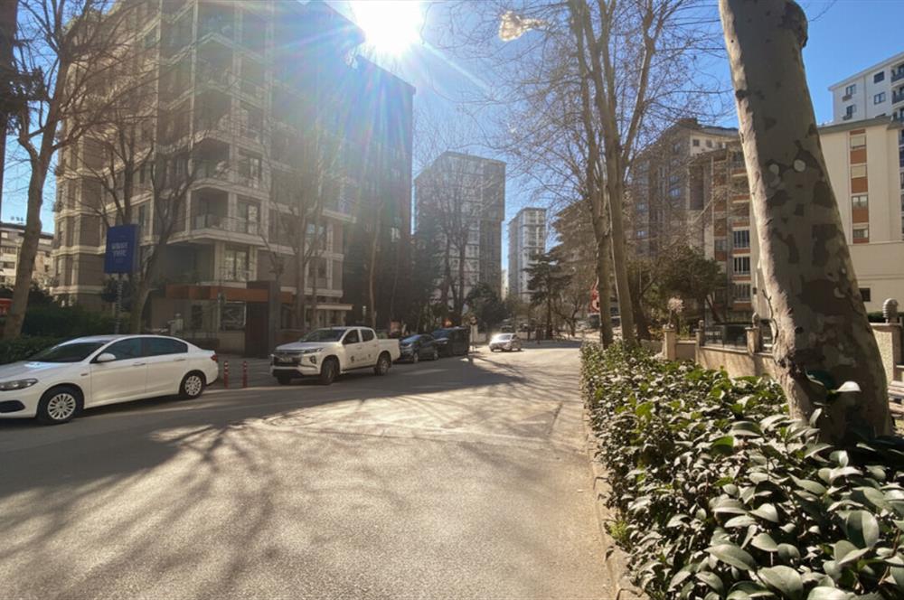 Bostancı'da Modern ve Yaşam Odaklı sıfır 3+1