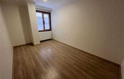 KÜÇÜKYALIDA SIFIR BİNADA TERASLI, AYRI MUTFAKLI LÜKS 2+1!