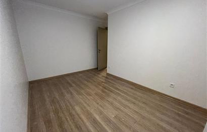 KÜÇÜKYALIDA SIFIR BİNADA TERASLI, AYRI MUTFAKLI LÜKS 2+1!