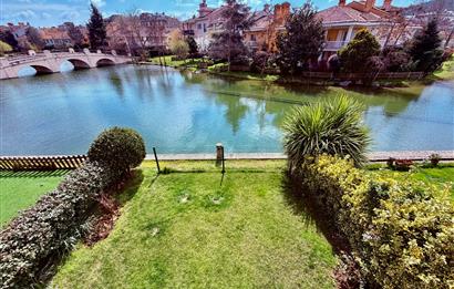 İSTANBUL İSTANBUL EVLERİ GÖL ÖNÜ 6+1 ŞEREFİYELİ TOWNHOUSE VİLLA