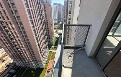 C21 ROOF'DAN YENİ FİKİRTEPE 16. ETAP B BLOK 1+1 KİRALIK