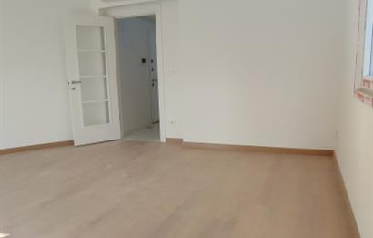 ERENKÖY DE KLİMALI GİYİNME ODALI HAVUZ GÖREN GÜNEY SIFIR 3+1