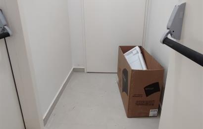 ERENKÖY DE KLİMALI GİYİNME ODALI HAVUZ GÖREN GÜNEY SIFIR 3+1